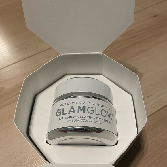 GlamGlow Super Mud Treatment - Picture 4 of 7